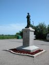 Monument aux morts : le Poilu au repos