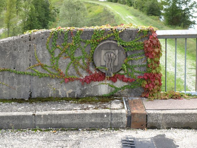 Pont routier de Cressin-Rochefort