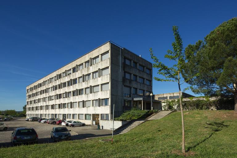 Lycée agricole et collège agricole féminin, actuellement lycée agricole Olivier-de-Serres