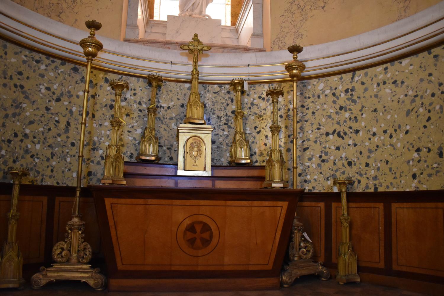 autel, gradin d'autel, tabernacle