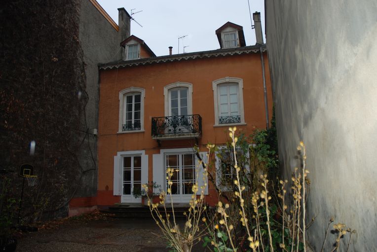 Immeuble à logements, actuellement maison