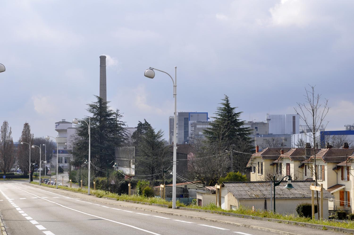 ancienne Société Lyonnaise de Soie Artificielle actuellement Toray-Film-Europe fabrique de film plastique