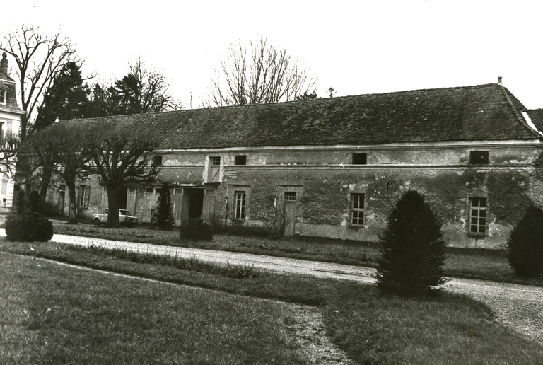 Communs du château de Magneux-Haute-Rive