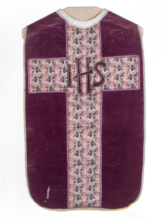 chasuble, manipule, voile de calice, bourse de corporal : ornement violet n°2