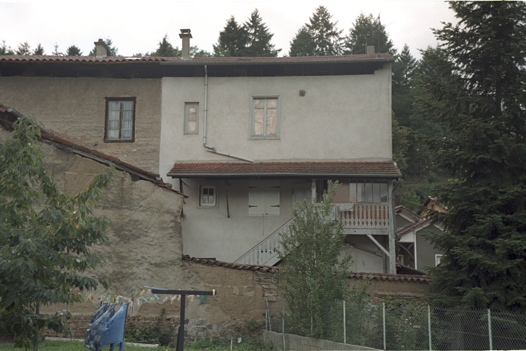 Ecole actuellement immeuble à logements