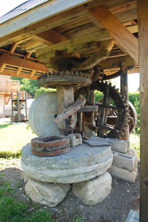 Maison puis huilerie dite Davat, moulin, scierie, actuellement maison