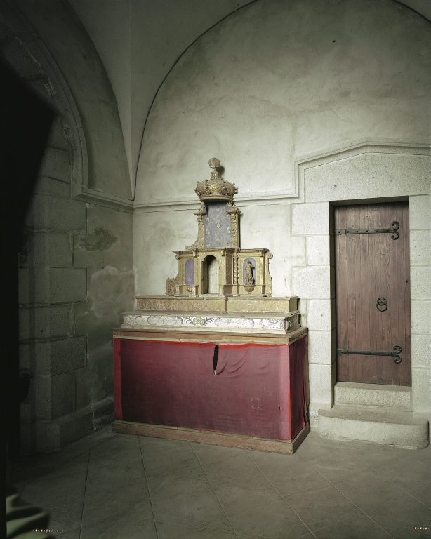 Autel, tabernacle, exposition (maître-autel)