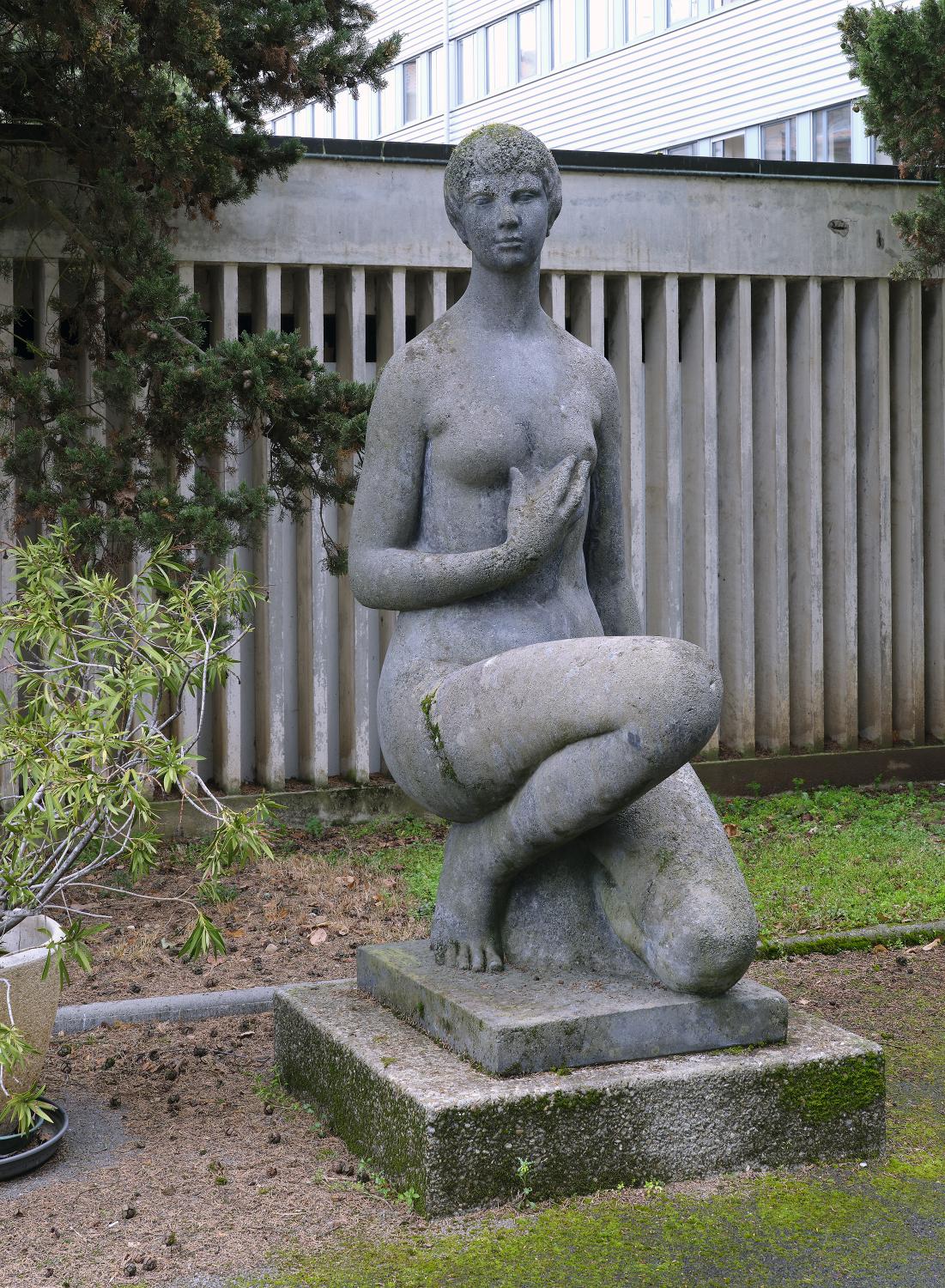 Statue (ronde-bosse) : Les Arts