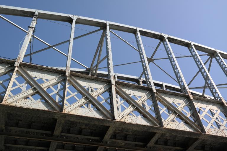 Pont ferroviaire de Vongy