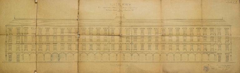 Manoir de Chènevoux, puis collège de jésuites, puis école centrale, puis lycée de garçons, actuellement lycée d'enseignement secondaire Jean-Puy