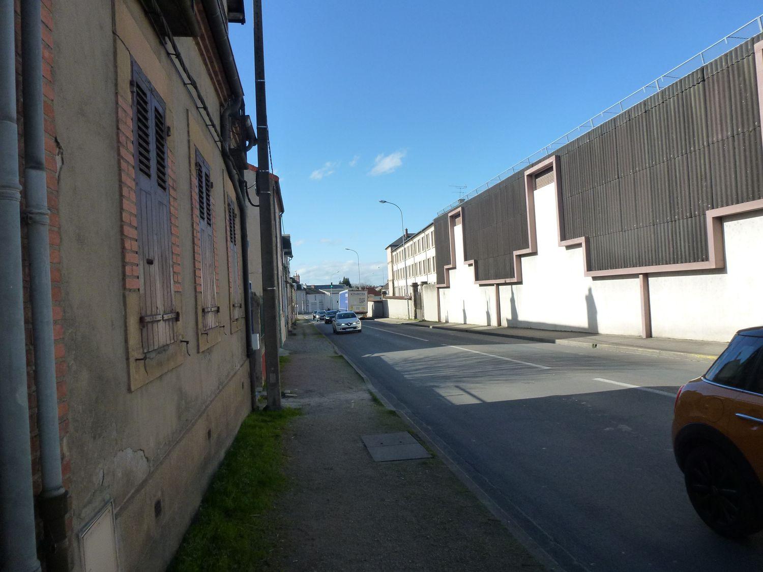 Lycée de filles, actuellement collège Anne-de-Beaujeu