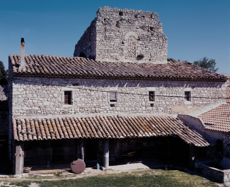 prieuré Saint-André de Sarçon, puis ferme dite domaine Saint-Bernard