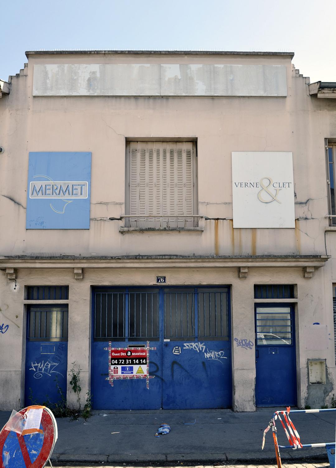 Usine de construction mécanique dite fabrique de mitigeurs de la société Eram actuellement société Mermet