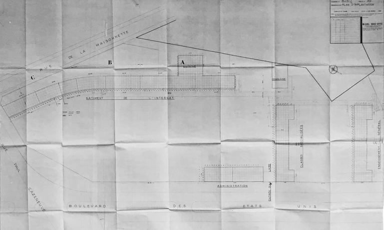 Plan d'implantation par M. Roux-Spitz, 20 avril 1955 (AC Lyon, 927 WP 398)