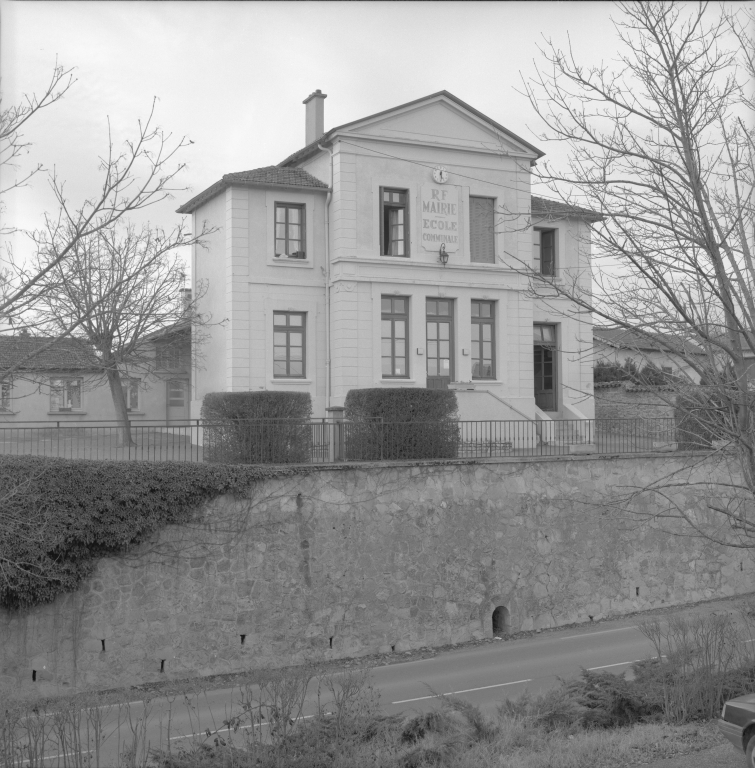 Mairie, école primaire