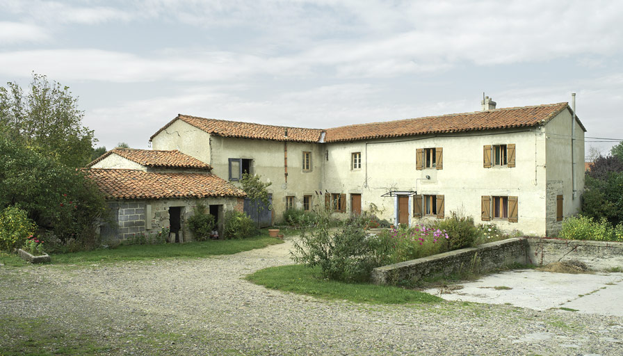 Ferme, dite domaine des Latards