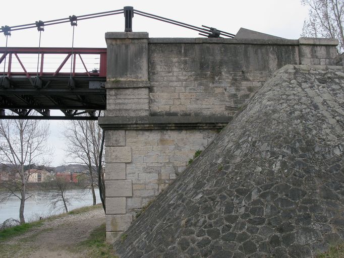 Pont routier de Chasse