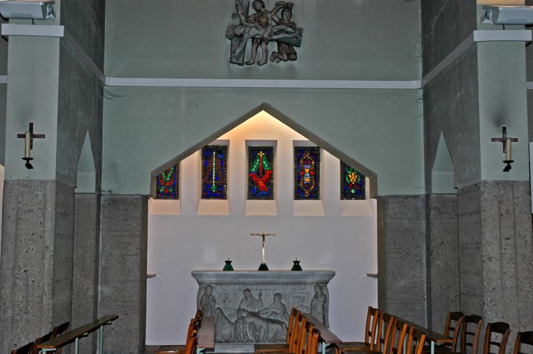 Église paroissiale Saint-Charles de Serin