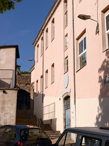 Ancien couvent d'Ursulines actuellement collège Victor-de-Laprade