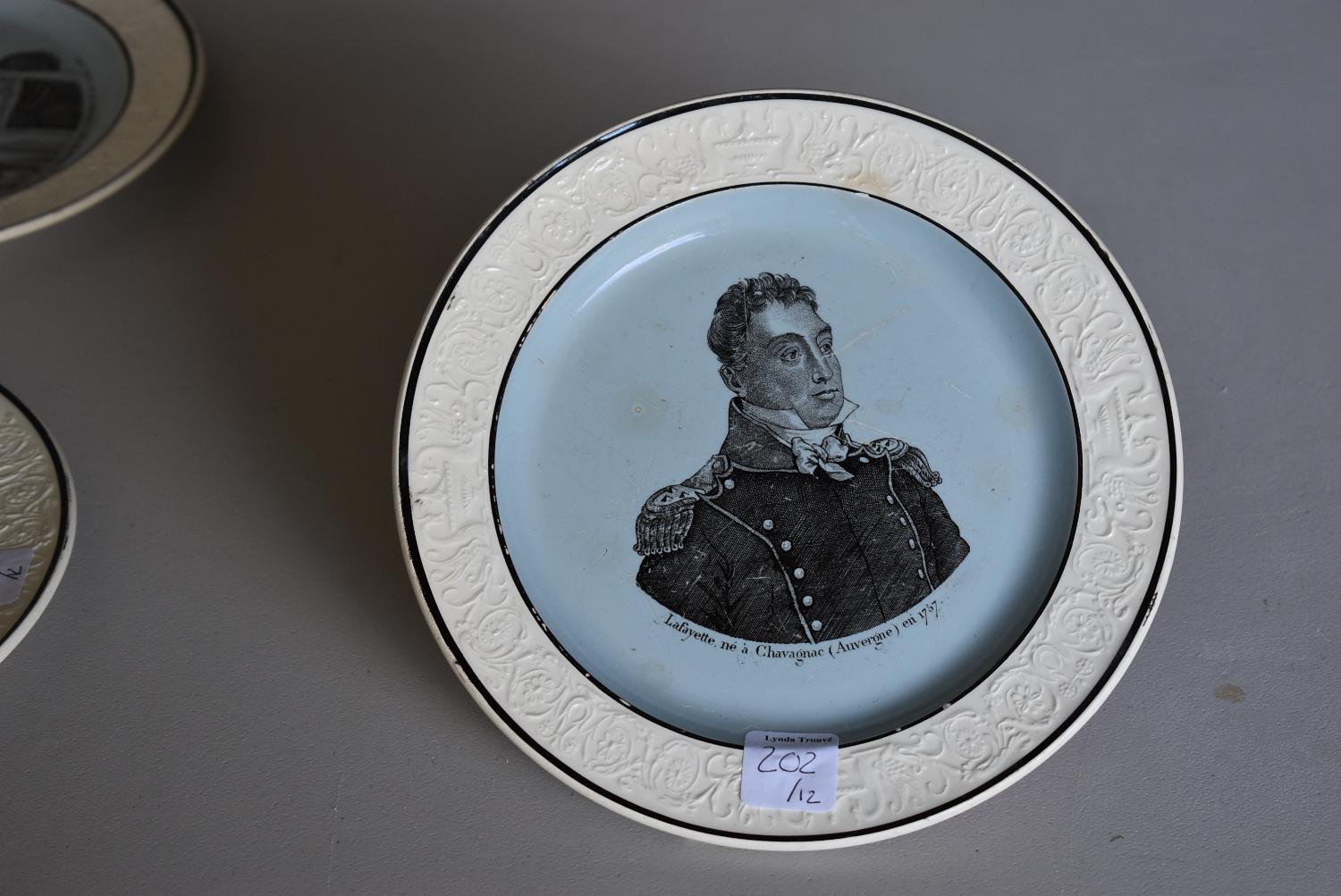 Assiette représentant la famille d'Orléans et le général Lafayette : portrait du général Lafayette
