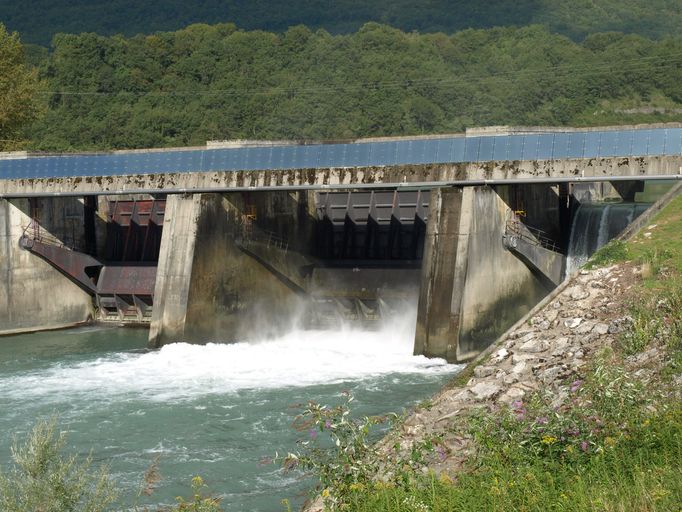 Barrage de retenue de Motz, pont, passerelle