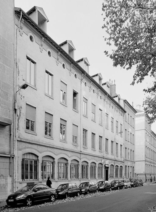 Pensionnat (?) actuellement collège et lycée Jeanne de Lestonnac