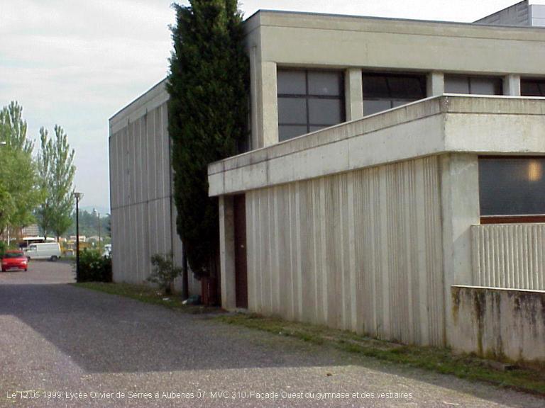 Lycée agricole et collège agricole féminin, actuellement lycée agricole Olivier-de-Serres