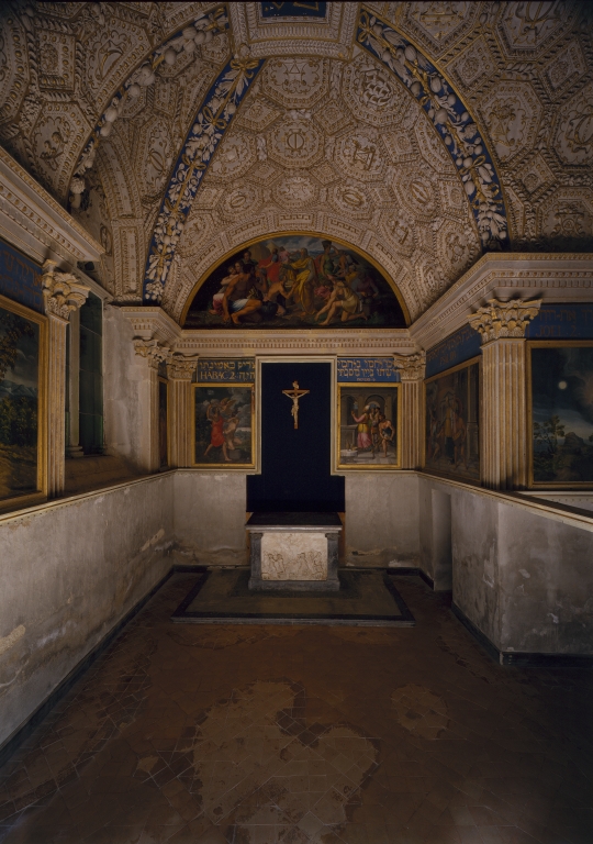 Ensemble du décor intérieur de la chapelle