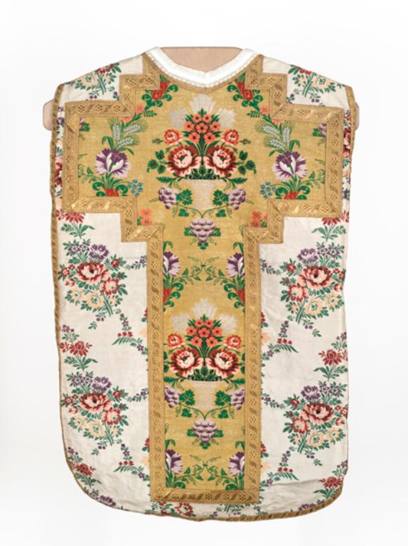 chasuble, étole, manipule, bourse de corporal