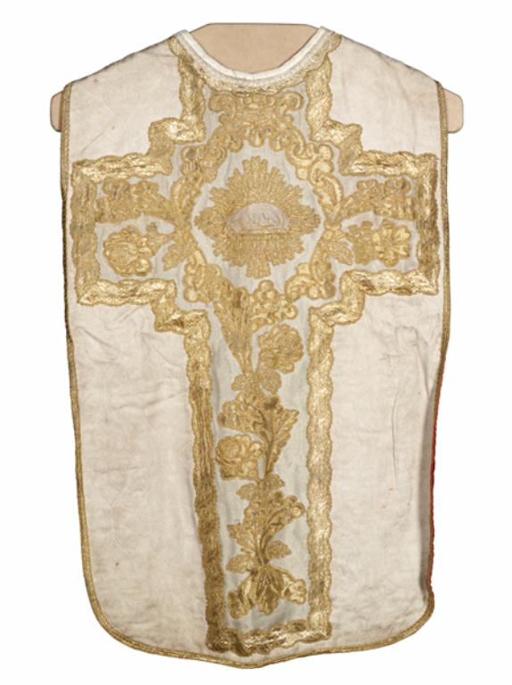 chasuble, étole, conopée : ornement blanc