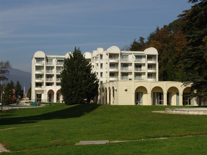 Hôtel de voyageurs, Hôtel Aquaviva