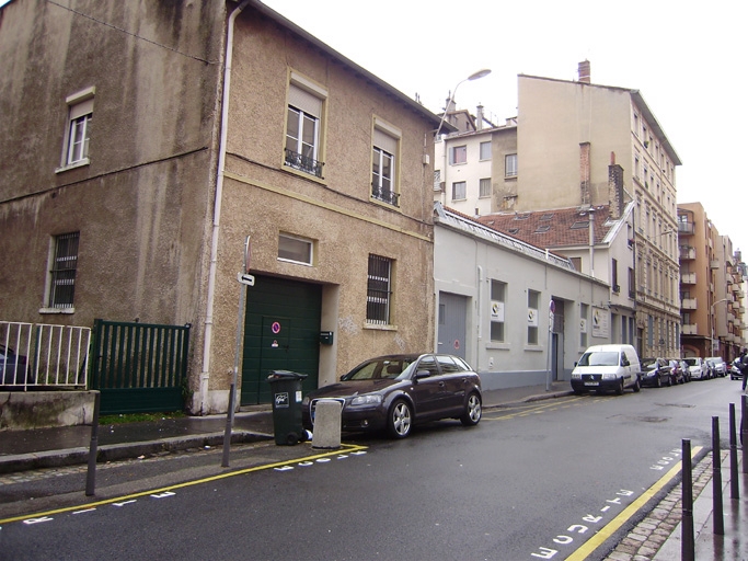 Teinturerie Vignet et fils puis Société lyonnaise de teinturerie, apprêt, gaufrage actuellement Charvet imprimeurs