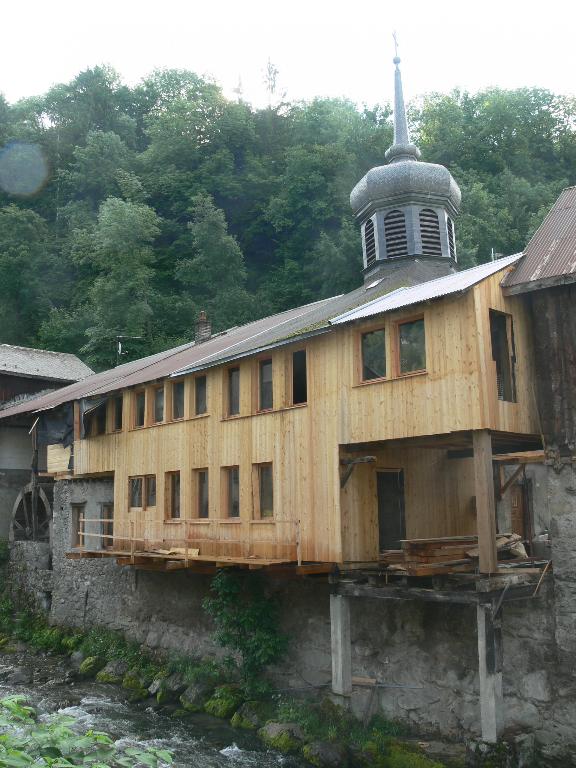 Chapelle Sainte-Anne puis scierie Burtin actuellement maison d'habitation et chapelle désaffectée