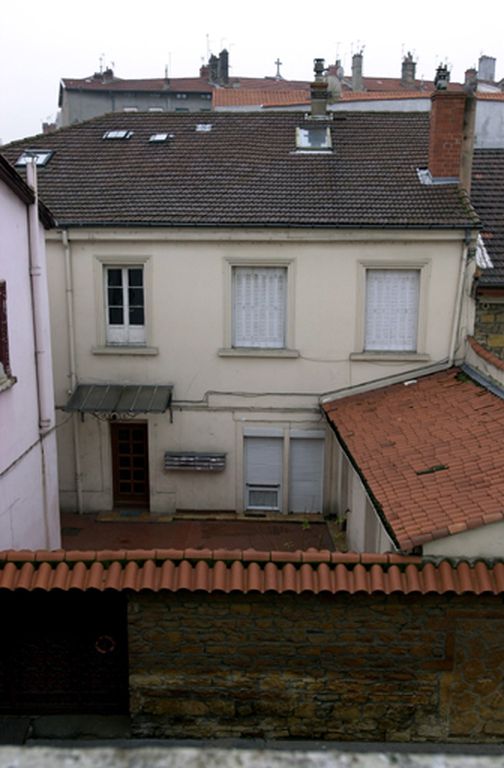 Maison sur cour