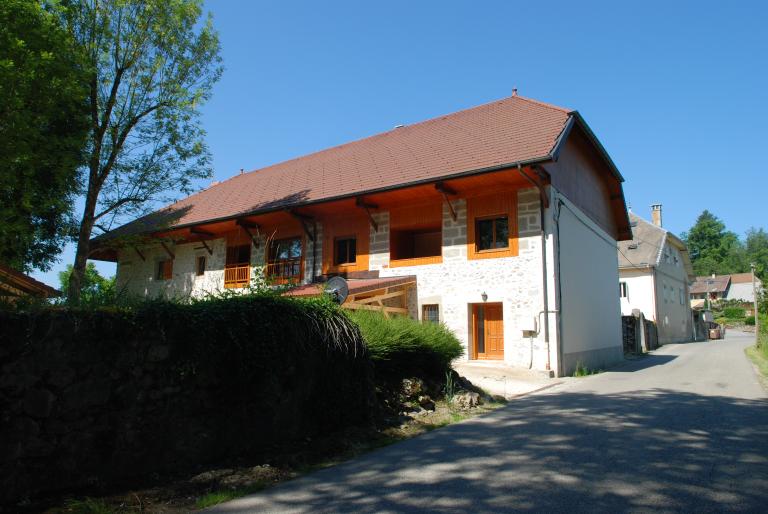 Maison forte de la Forest, puis faïencerie de la Forest, puis colonie de vacances l’Aygadièro, actuellement maison et immeuble à logements