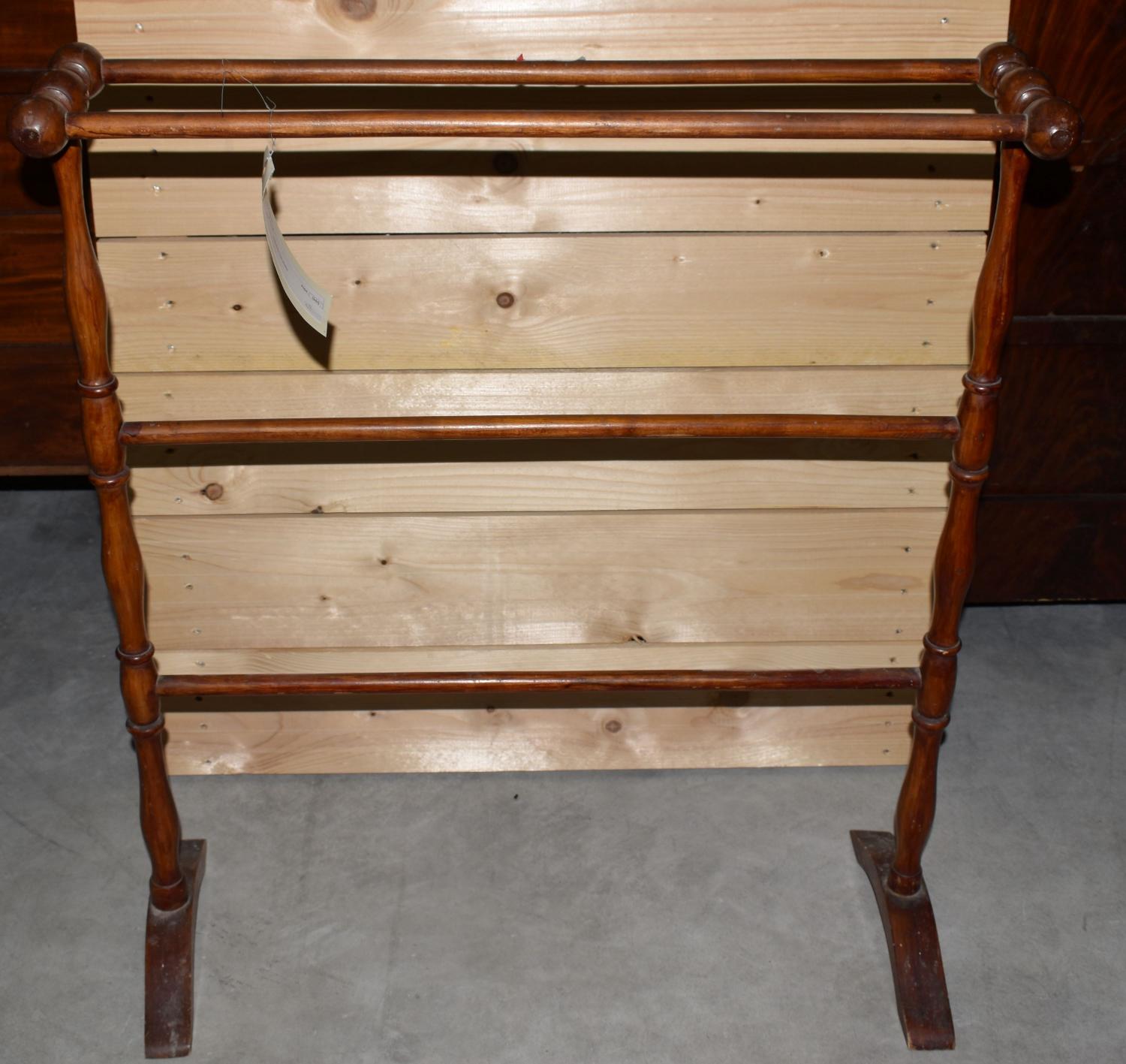 Porte-serviette n° 1