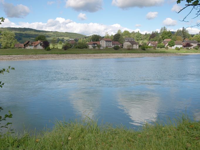 Bac, puis bac à traille de Lucey ou bac à traille de Massignieu (disparu)