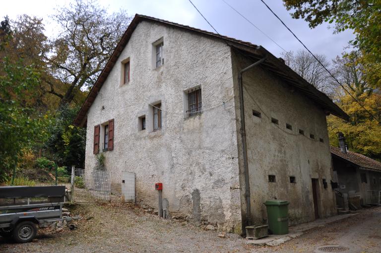 Moulins de Dhéré actuellement maison d'habitation et chenil