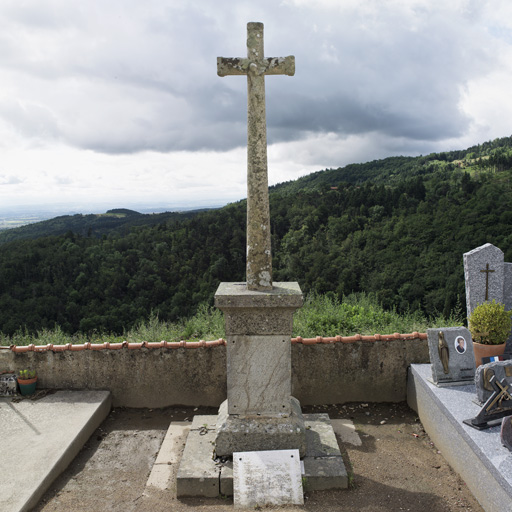 Croix de chemin (actuelle croix du cimetière)