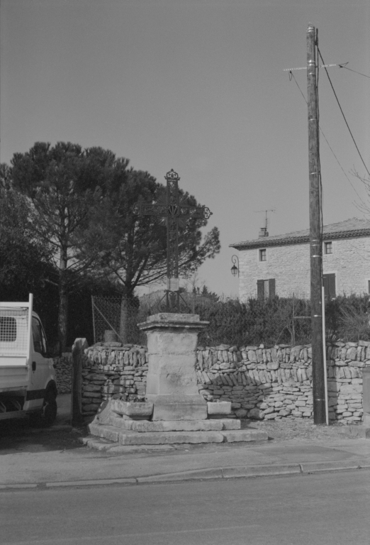 Les croix monumentales du canton de Grignan