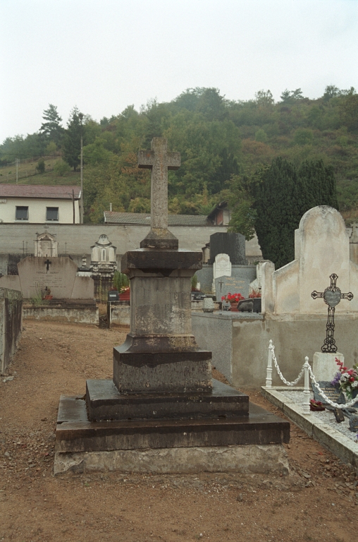 Les croix monumentales du canton de Boën et de la commune de Sail-sous-Couzan