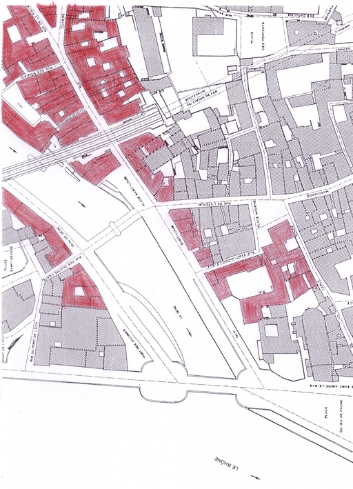 Immeuble d'habitation et commerce en rez-de-chaussée