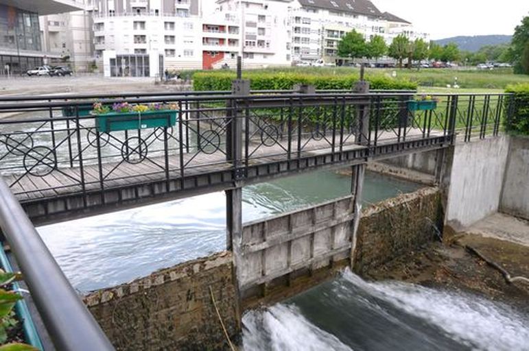 Barrage usine à tisser et Usine Duport puis Usine Duport ou Filature d'Annecy puis des Tissages de Cran