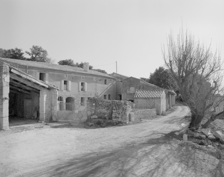 ferme, actuellement logements locatifs