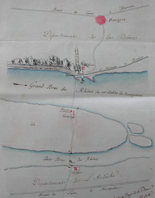 Bac à traille du Robinet ou bac à traille de Donzère (disparu) ; pile (vestiges)