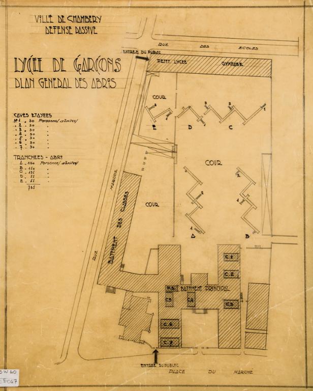 Couvent de la Visitation, puis école secondaire communale, puis collège royal, puis lycée impérial, puis lycée de garçons, actuellement lycée Vaugelas