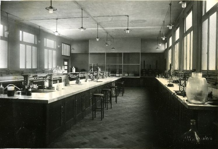 Hôtel de Juys, puis Bottu de la Barmondière, actuellement Université catholique de Lyon