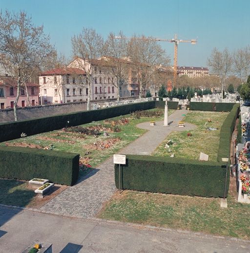 Four crématoire : crématorium du Nouveau cimetière de la Guillotière