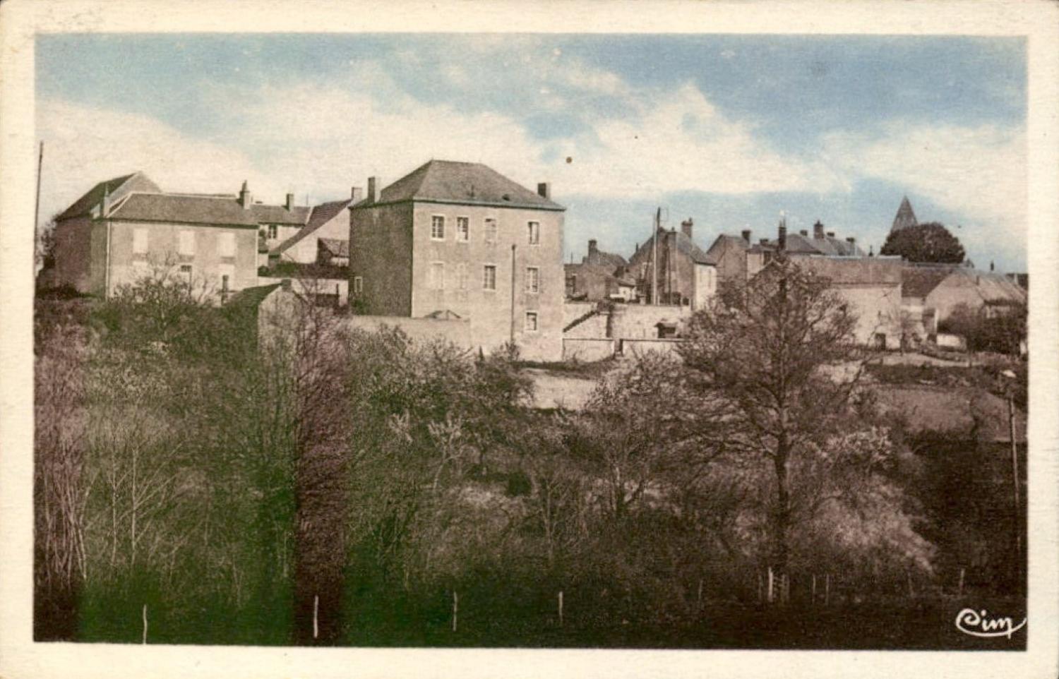Carte postale : Château-sur-Allier, milieu du 20e siècle.