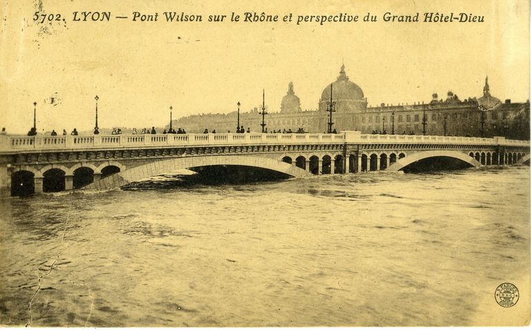 Pont de la Victoire, puis pont routier Wilson